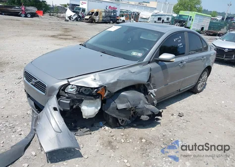 2006 Volvo S40 2.4I из США, поврежденный, VIN YV1MS382062161006